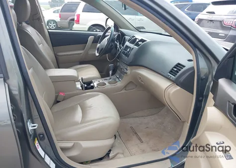 2009 Toyota Highlander from USA, damaged, VIN JTEES41A092149505